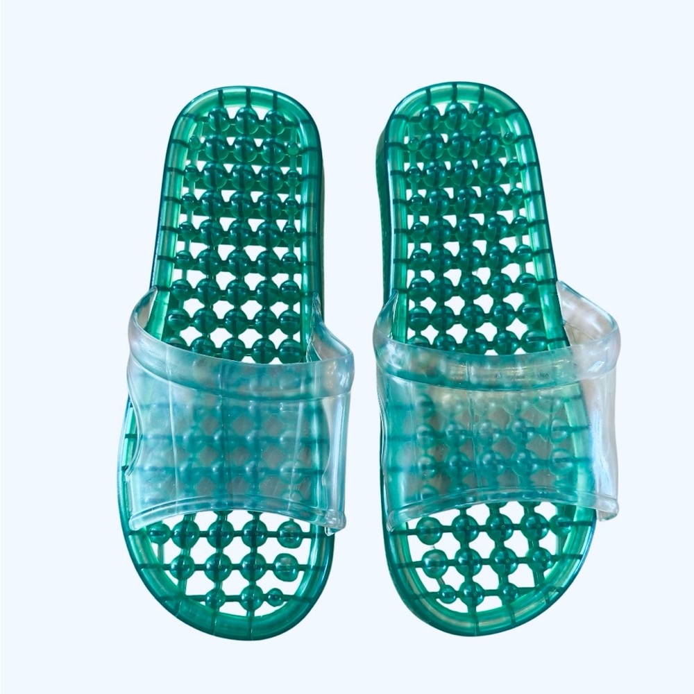 Y2K Movie Clothes size 6/7 NWOT womens green MASSAGE sandals #relaxation #summer